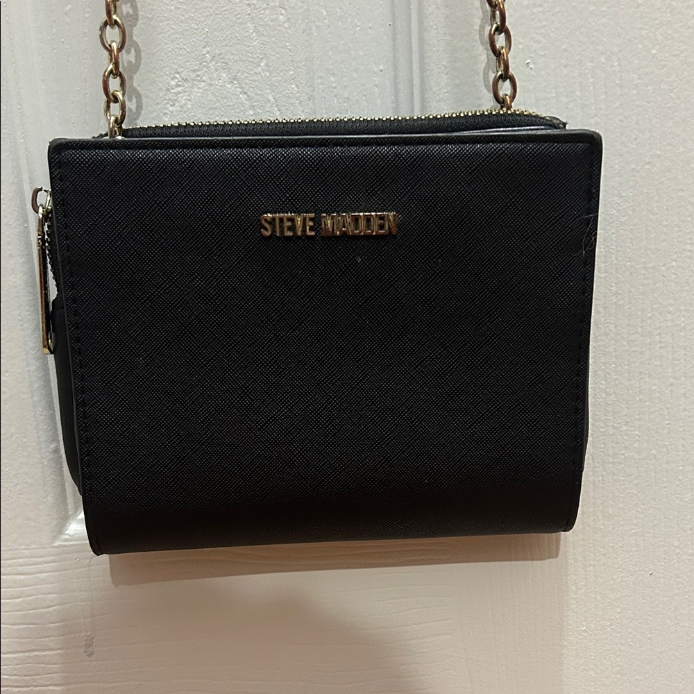 Steve Madden Elegant Black Crossbody Bag
